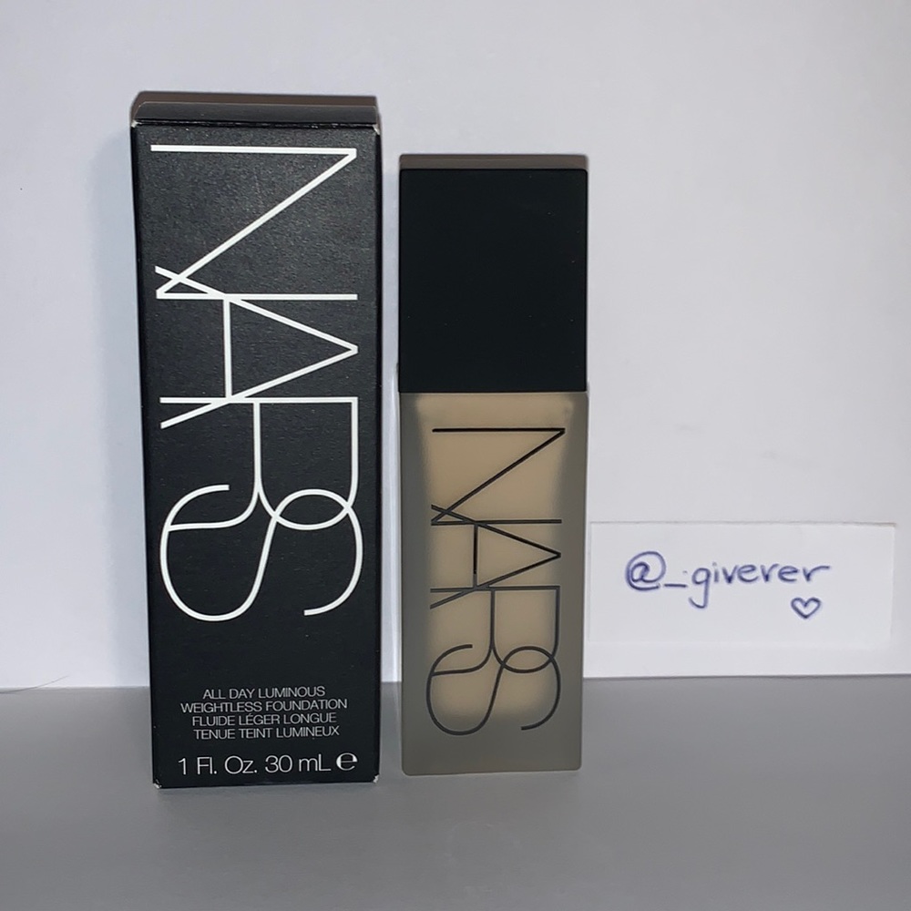 Cadiz Med/Dark 3 Nars All Day Luminous Weightless Foun